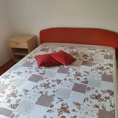 Apartman Mativas 1 公寓